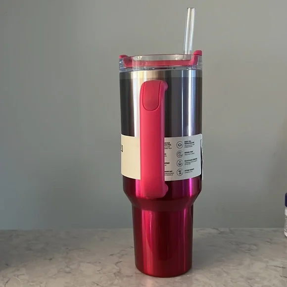 40z Quencher H2.0 Flowstate Tumbler - Camelia Gradient - Picture 2 of 5